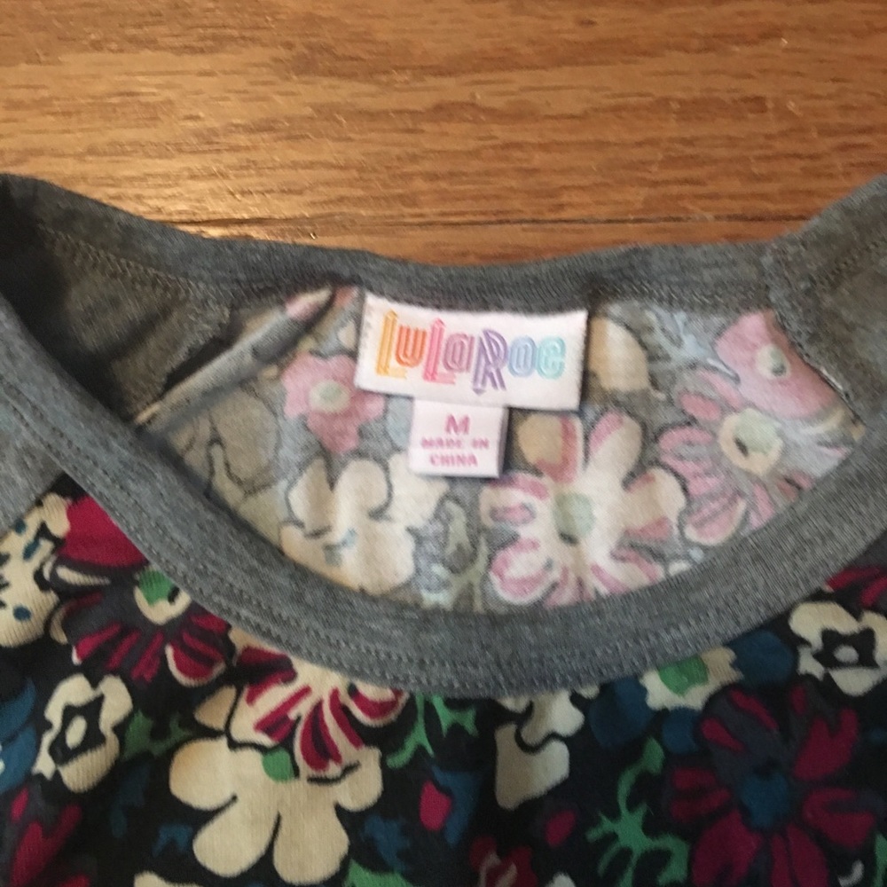 LuLaRoe Randy - Picture 2 of 3